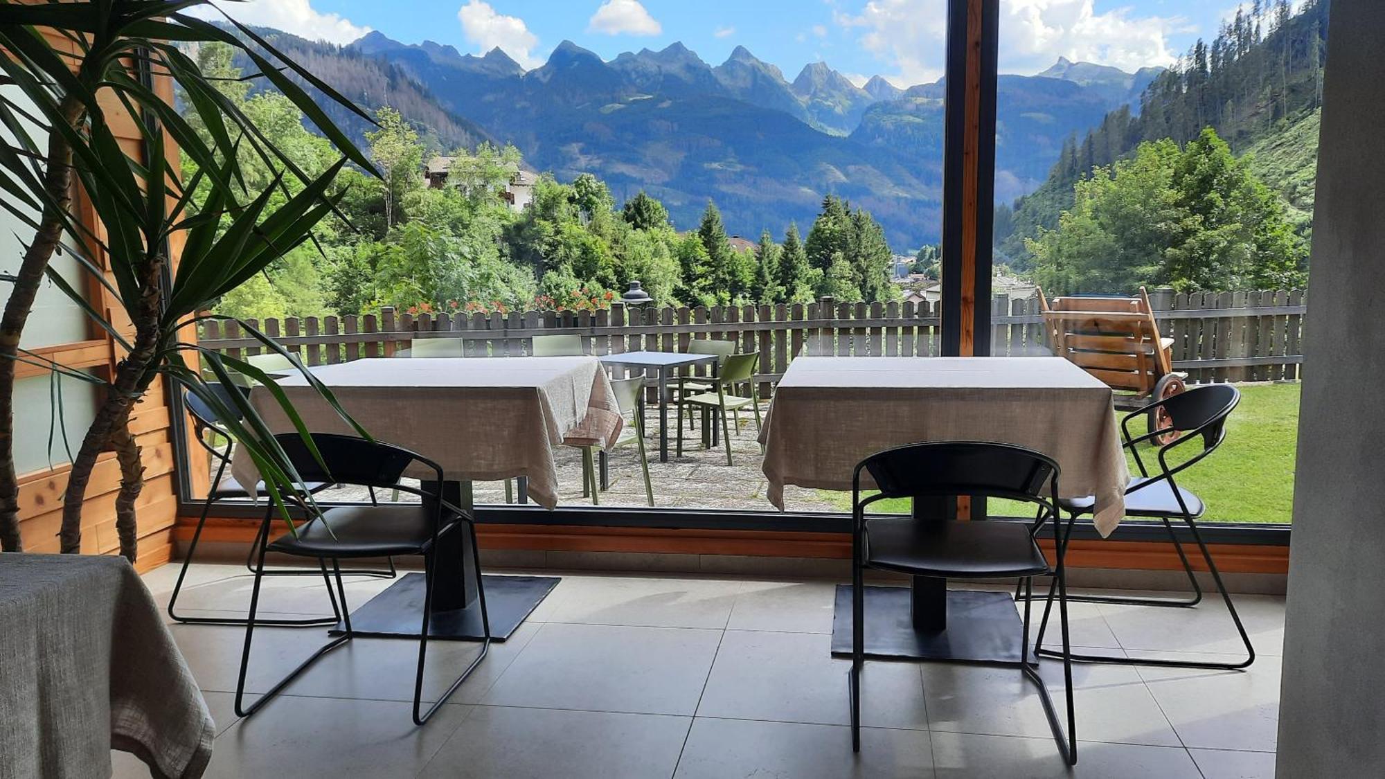 B&B B&Beautyfol Dolomites Adults Only Predazzo Esterno foto